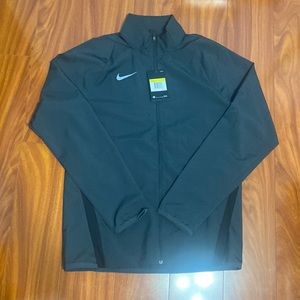 Nike small men lightweight black jacket